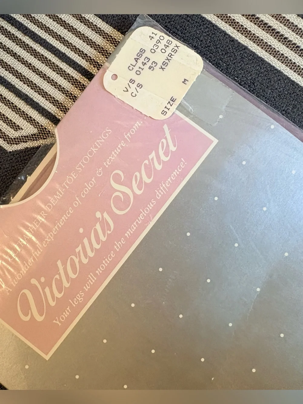 VTG Victoria’s Secret Rose Pink Sheer Nylon Demi Toe Stockings Size M